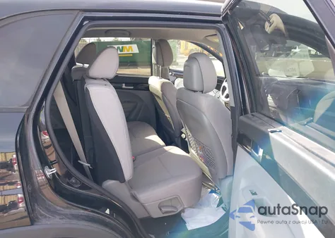 2015 Kia Sorento Lx from USA, damaged, VIN 5XYKT4A6XFG580211